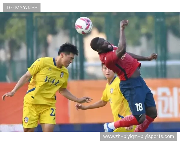 足球物联网在球场管理与球员状态监测中的应用优势